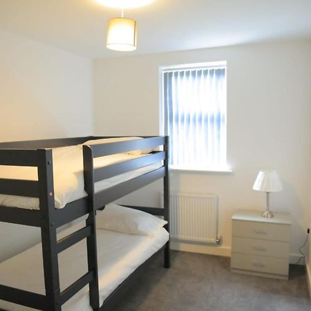 Beautiful New Family Home Leeds  Kültér fotó