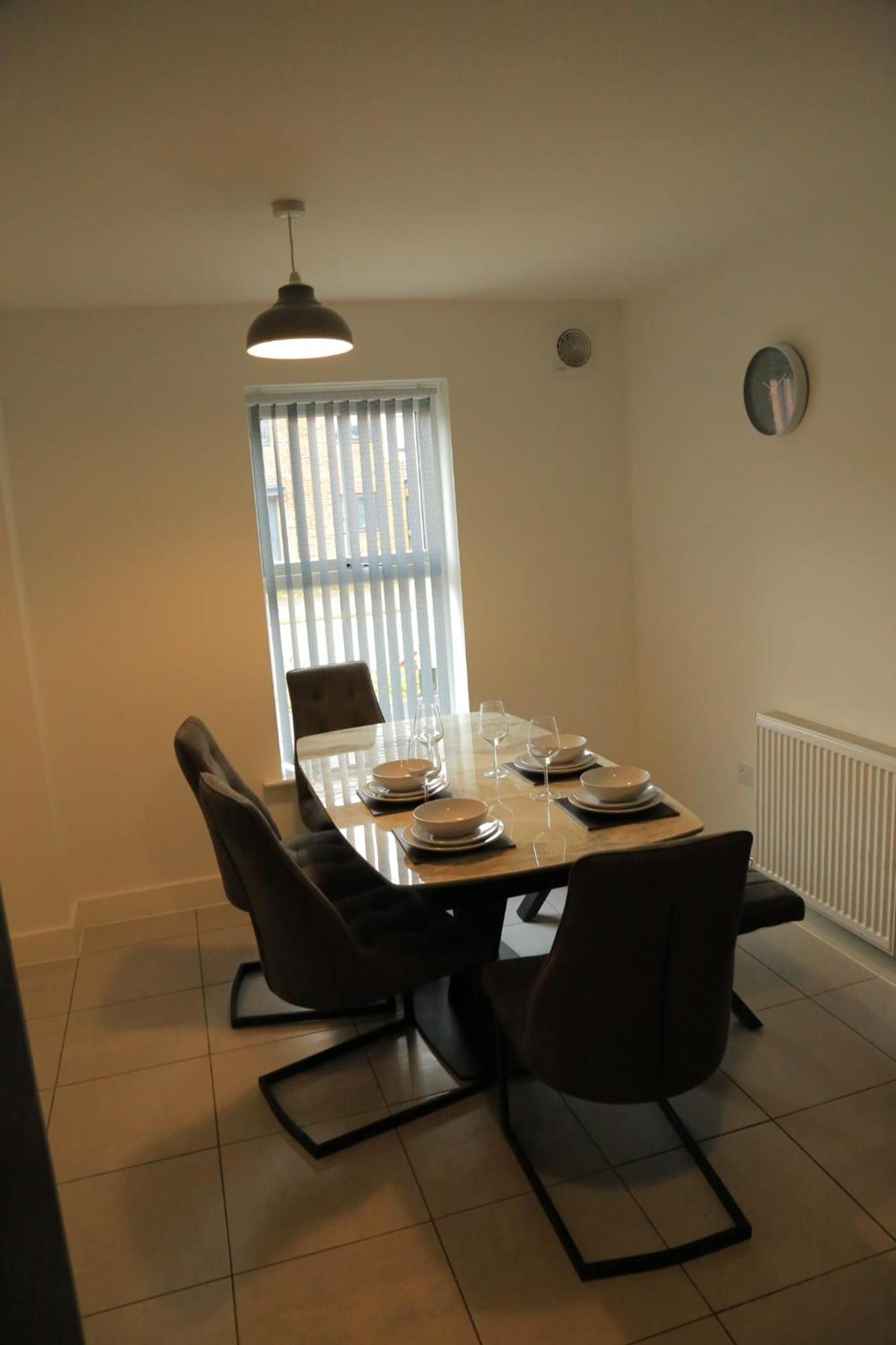 Beautiful New Family Home Leeds  Kültér fotó