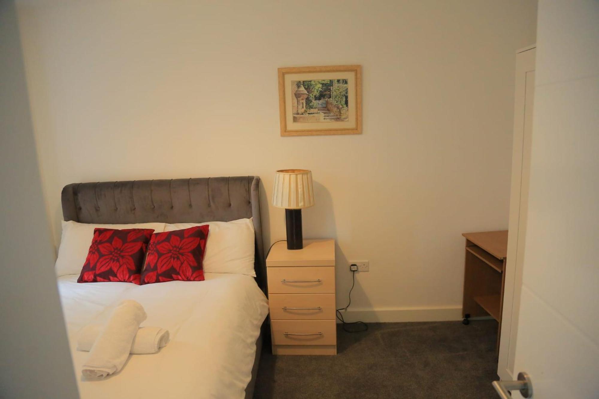 Beautiful New Family Home Leeds  Kültér fotó